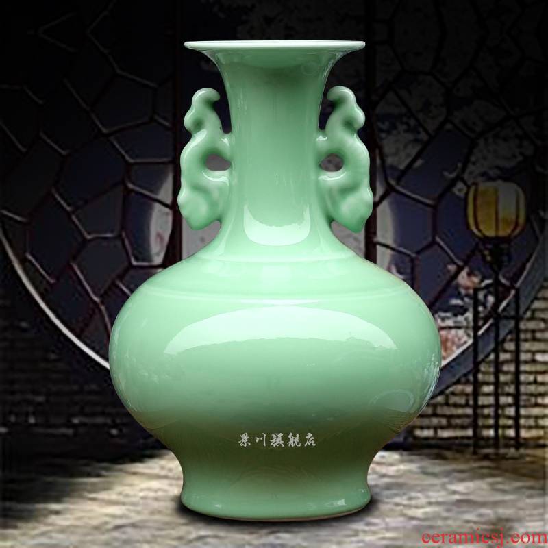 Jingdezhen ceramics green glaze ears to admire the floret bottle of bottle of archaize mesa receptacle household adornment is placed in the living room