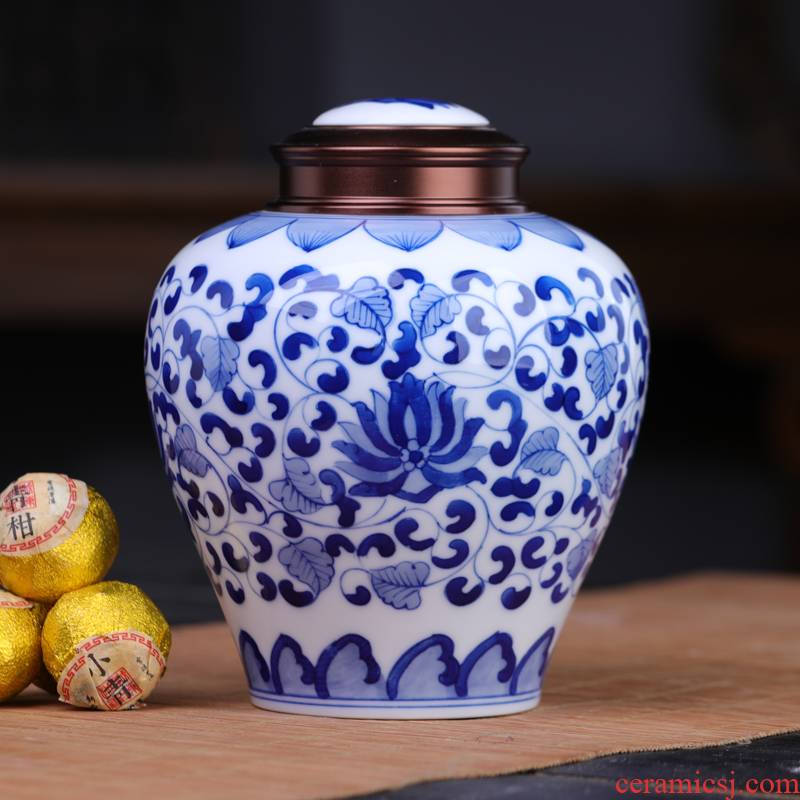 Blue and white tie up lotus flower ceramic tea pot seal moisture large vintage pu - erh tea warehouse home tea pot