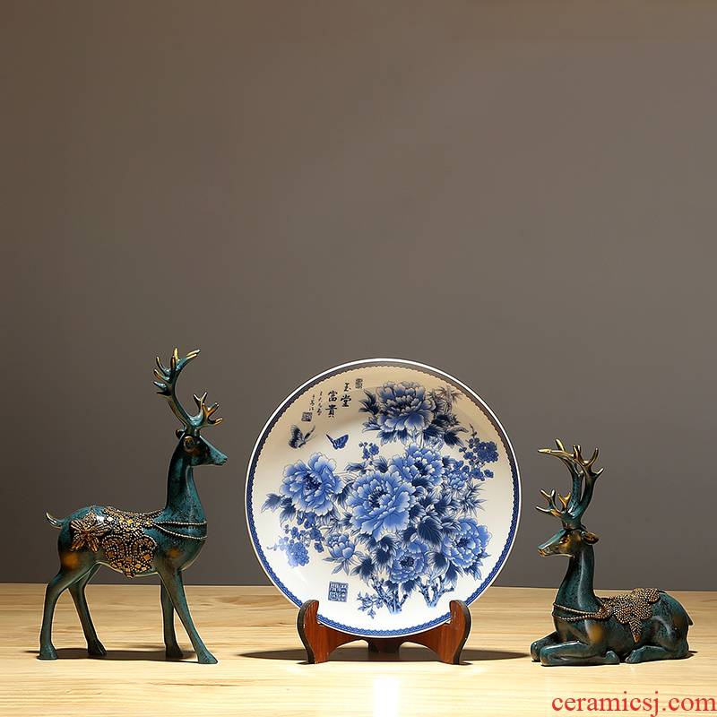 Blue and white porcelain peony hang dish Chinese penjing Chinese porcelain dish jingdezhen ceramics decoration paintings