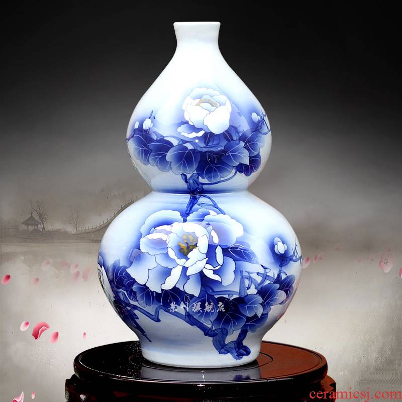 Blue and white peony vases Wu Wenhan hand - made gourd floret bottle of jingdezhen ceramics mesa adornment furnishing articles in the living room
