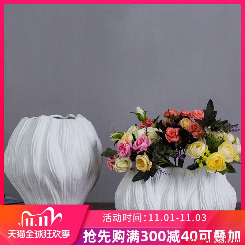 White ceramic vase furnishing articles sitting room of I and contracted dry flower flower arranging flower implement creative tea table table decorations