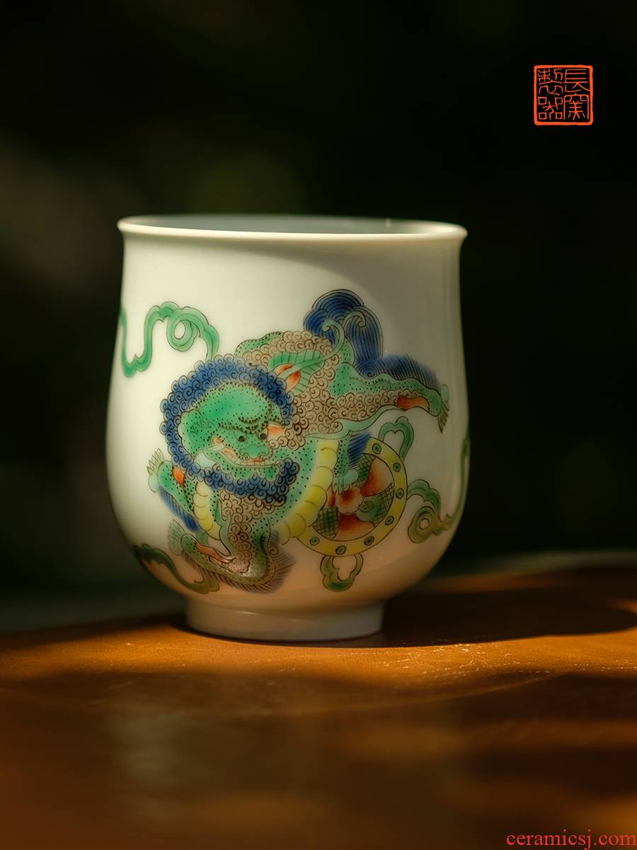 The View flavour offered home - cooked in hand - made colorful lion cup warm heart cup of jingdezhen ceramic sample tea cup tea by hand