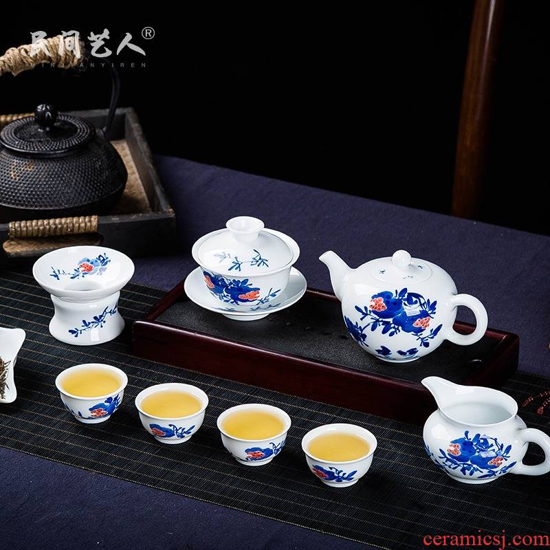 Jingdezhen ceramic hand - made kung fu tea tureen fair keller of blue and white porcelain teapot) sample tea cup cup monogamous