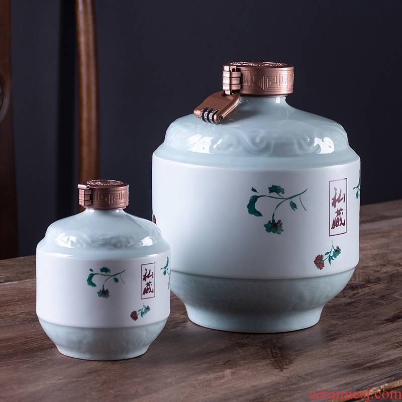 Jingdezhen creative bottles with gift box household hip flask 1 catty 3 kg 5 jins of liquor bottle sealed with small jugs