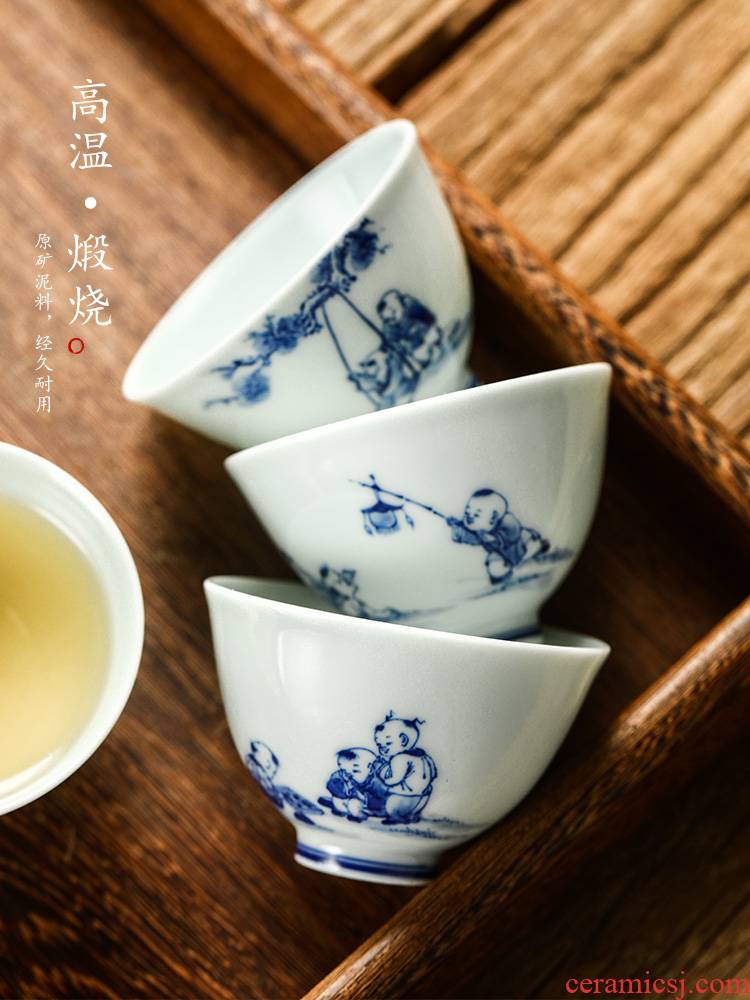 Blue and white master cup white porcelain kung fu tea cups jingdezhen ceramic hand - made baby play small single CPU archaize checking tea set
