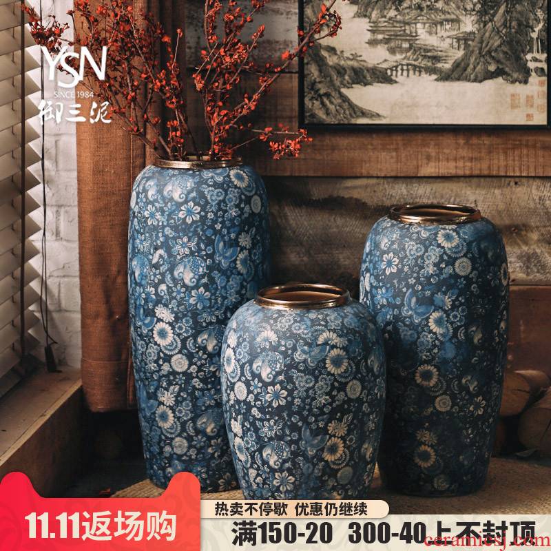 Royal three retro blue and white mud drama props vases, flower implement ground vase archaize ceramic flower implement Chinese wind furnishing articles