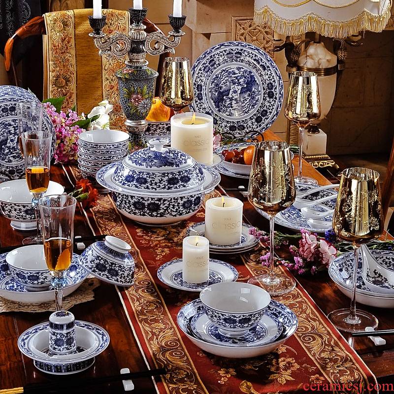 58 head jingdezhen blue and white blue red xin chicken suit ceramic tableware porcelain tableware Korean dishes