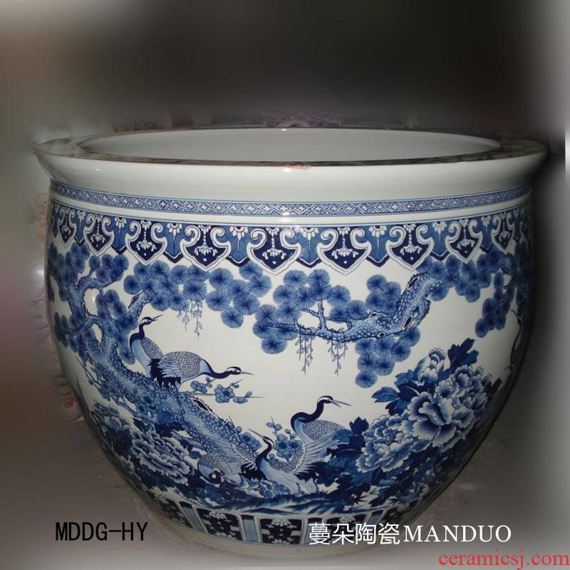 Jingdezhen blue and white crane, pine needle 18 cranes hand - made porcelain art 90 large diameter cylinder 70 high VAT