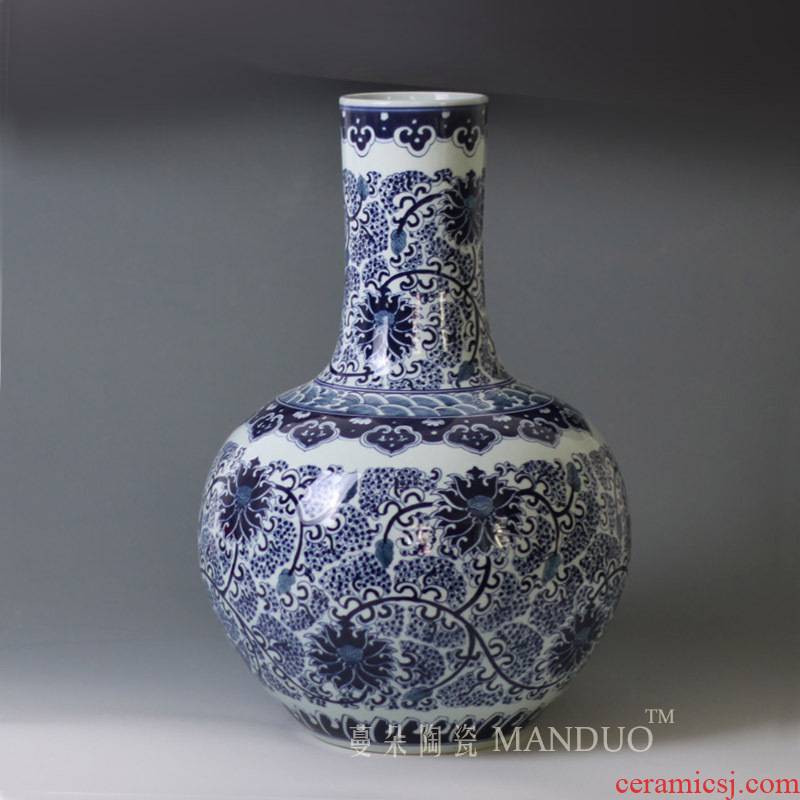 Jingdezhen hand - made porcelain bound vase elegant blue and white lotus flower grain celestial art hand - made mesa display vase