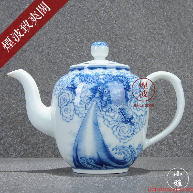Jingdezhen lesser RuanDingRong made lesser dragon bibulous beauty shoulder the teapot tea CiHu collection model