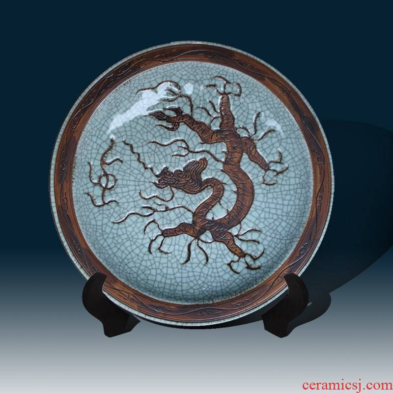 Jingdezhen crack glaze carving dragon porcelain decorative plate dragon archaize porcelain dish 40 cm in diameter