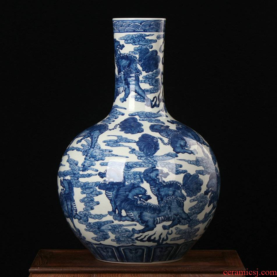 Antique hand - made tree of blue and white porcelain of jingdezhen ceramic kirin 13 Pacific vases, flower crafts