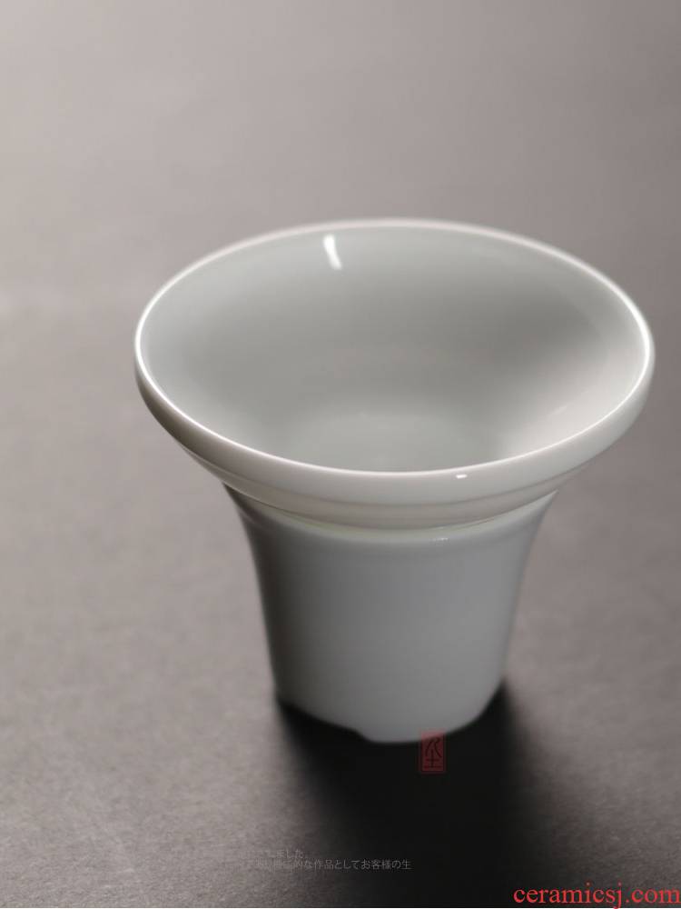 About Nine soil sweet white porcelain tea filter kunfu tea accessories zen tea utensils) bowl of tea filter ceramic breakdown net