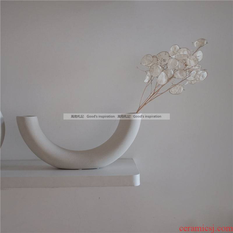 To run all the notes ins minimalist art element embryo ceramic vases, flower implement home studio cafe