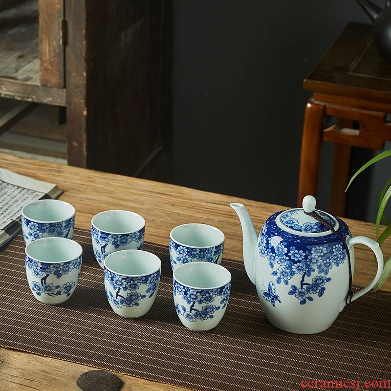 Jingdezhen ceramic tea set big teapot teacup with blue and white porcelain filter blue and white porcelain gift box package