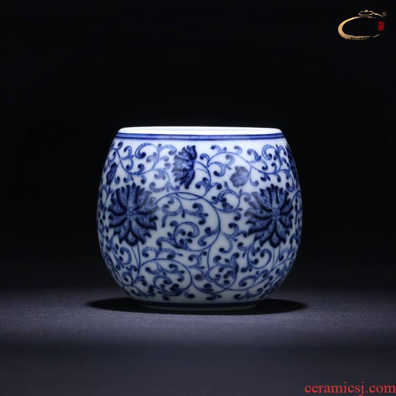 Jingdezhen and auspicious pure manual master cup of blue and white tie up branch lotus cup kung fu tea cup single CPU hand - made sample tea cup