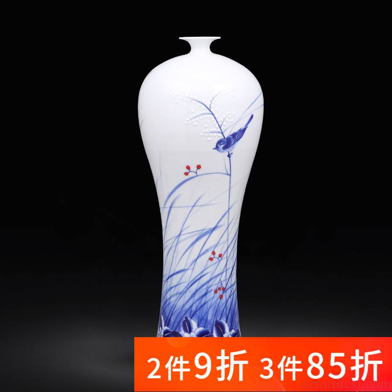 Jingdezhen ceramics buoyant hand - made porcelain vase furnishing articles of Chinese style household living room TV cabinet decoration