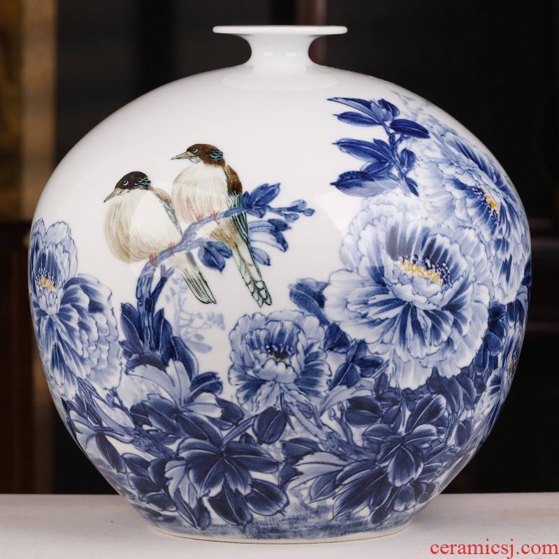 Jingdezhen ceramics famous hand - made furnishing articles sitting room blue and white porcelain vase flower arranging rich ancient frame of Chinese style household gifts