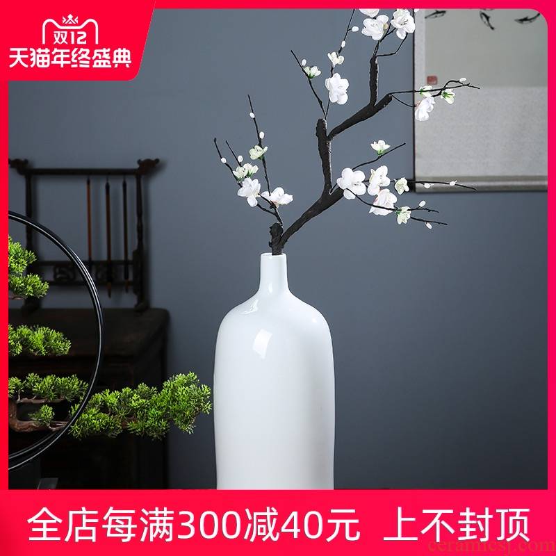 Jingdezhen ceramics pure white vase is I and contracted dry flower arranging furnishing articles mesa adornment household porch