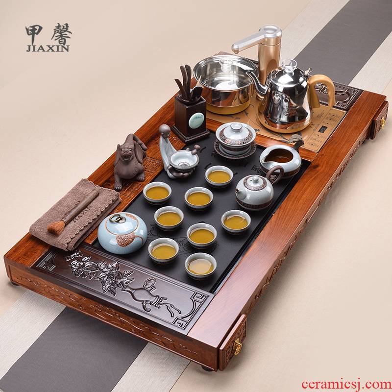 Shadow at hua limu blooming flowers, blue and white porcelain kung fu tea set automatic water solid wood tea tray household JX