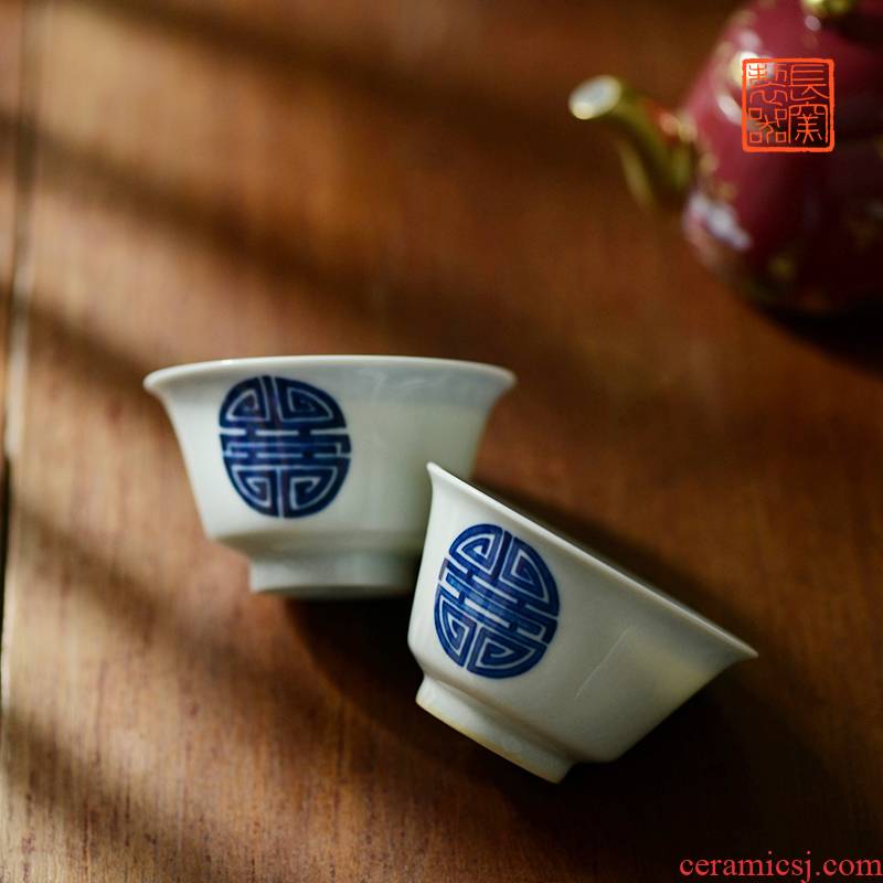 Offered home - cooked in view flavour is blue and white group long - lived cups of jingdezhen ceramic tea set manually master cup sample tea cup