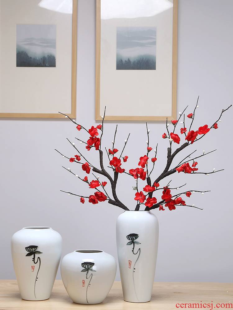 Jingdezhen ceramic vases, sitting room of I and contracted style furnishing articles of dried flower arranging flowers wine porch home decoration