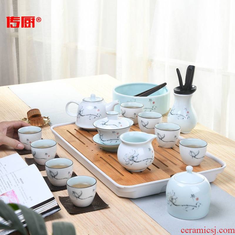 The Japanese kitchen teapot tea suit household contracted office modern small white porcelain tea zen kung fu tea set