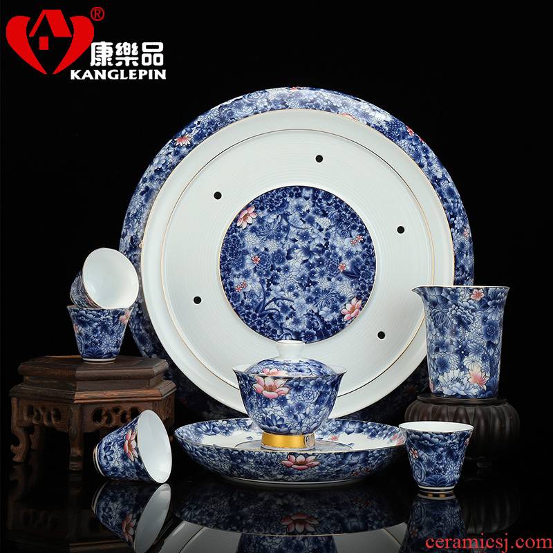 Recreational product powder enamel see colour of a complete set of ceramic tea set against the very hot kung fu tea set Chinese blue and white porcelain cup home