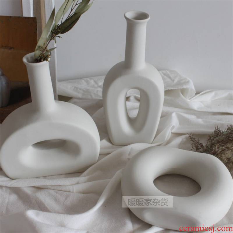 Ceramic vase retro embellish ins wind Nordic home furnishing articles semicircle cafe studio decoration of home stay facility