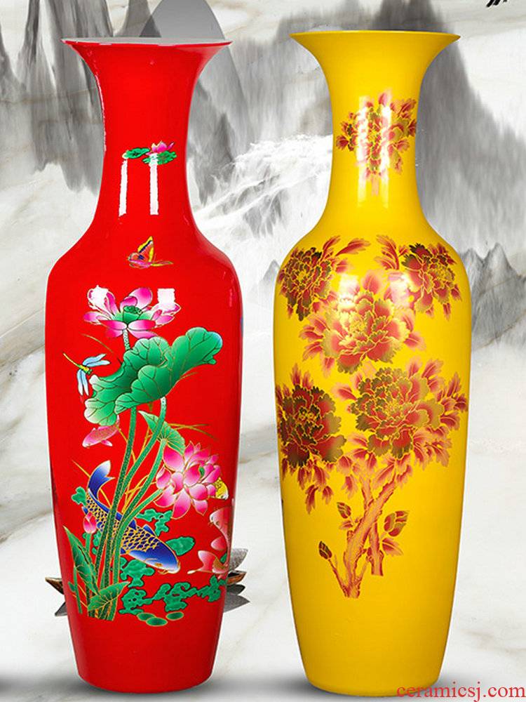 Jingdezhen ceramics landing large vases, flower arrangement in modern Chinese style home sitting room adornment is placed red and yellow