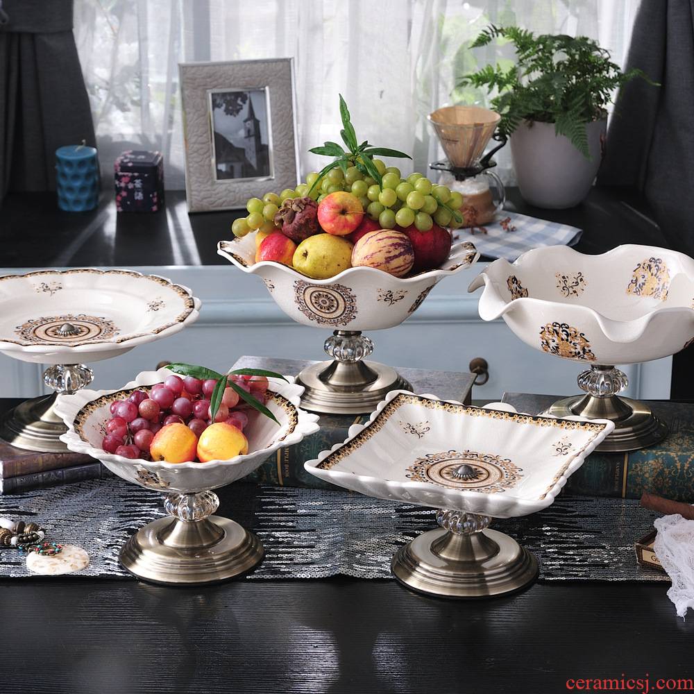 Fruit stand European ceramic Fruit bowl KTV room table place decoration key-2 luxury honourable compote