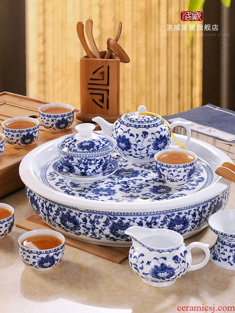 Kung fu tea set high - grade household of Chinese style restoring ancient ways of blue and white porcelain of jingdezhen ceramic cups teapot tea tray package