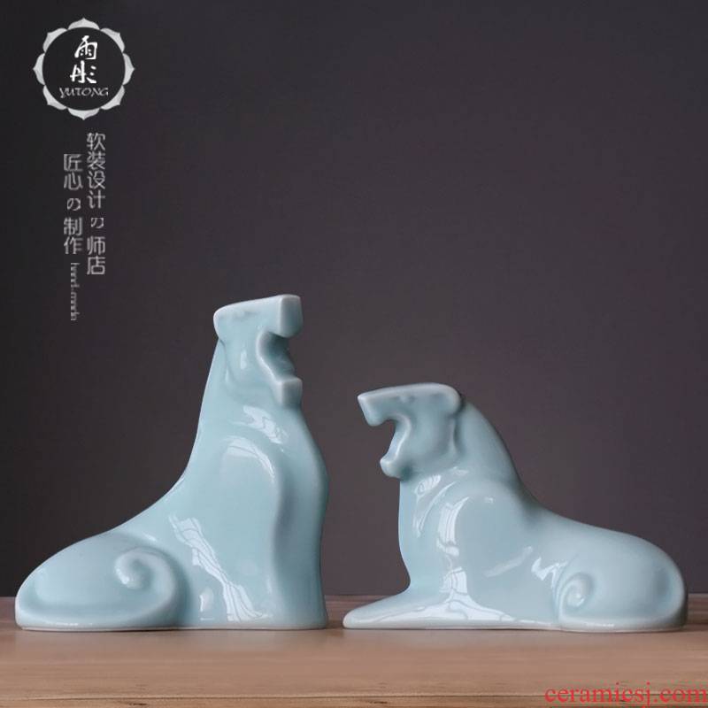 Jingdezhen ceramic shadow green soft adornment style ceramic lion home furnishing articles household ceramics to the lion