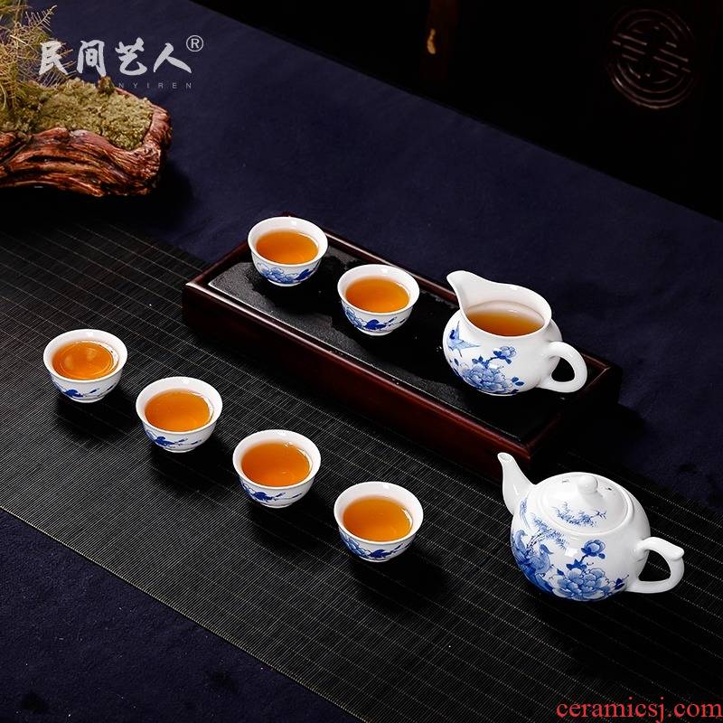 Blue and white hand work suit masters cup of jingdezhen ceramic kung fu tea cups sample tea cup pure manual single CPU