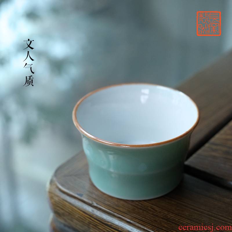 Offered home - cooked pea green glaze in short the bell cup lie fa cup water chestnut cup bowl of jingdezhen ceramic tea set sample tea cup