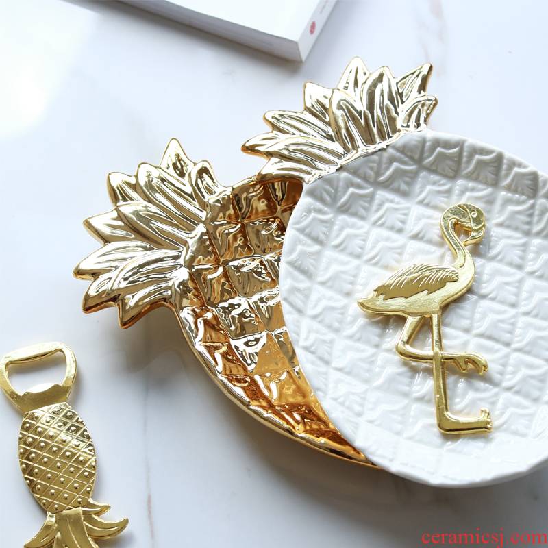 Jingdezhen in Europe and the tide product golden pineapple ceramic decoration plate to receive a plate of fruit salad plate jewelry plate