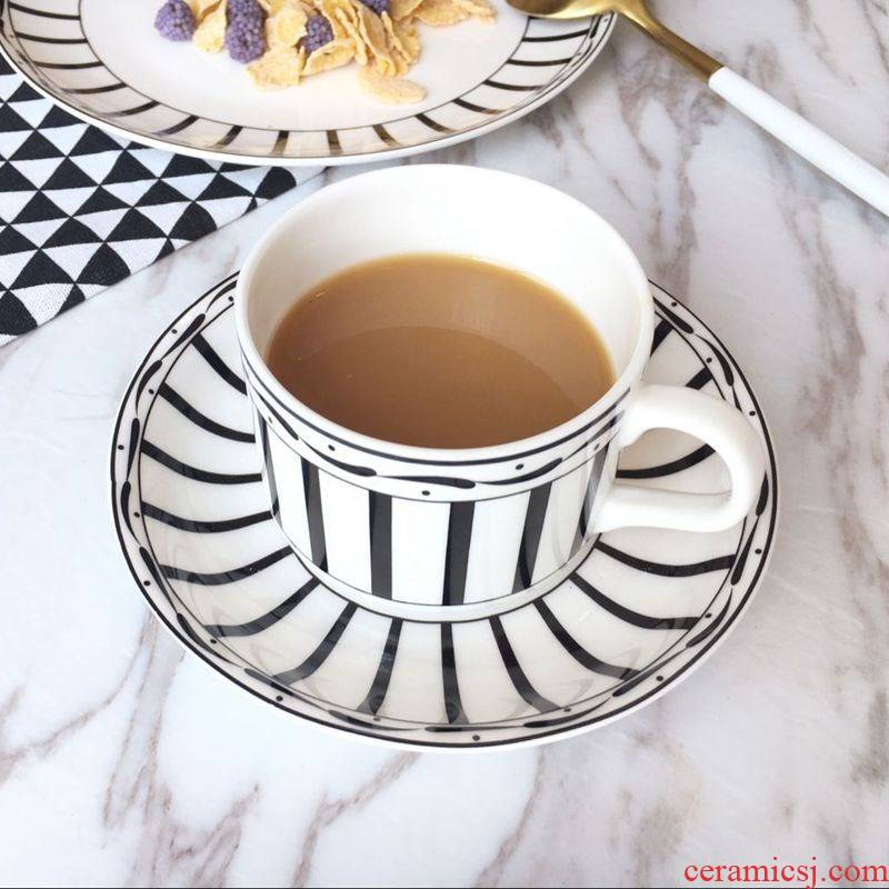 D home with new ipads porcelain coffee cup tray is contracted western - style dishes, black and white stripe coffee cup set