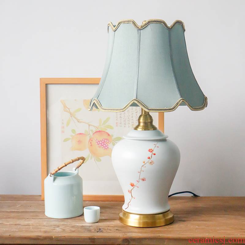 I and contracted hand - made name plum flower ceramic desk lamp of new Chinese style classical example room sitting room lamps and lanterns of bedroom the head of a bed is placed