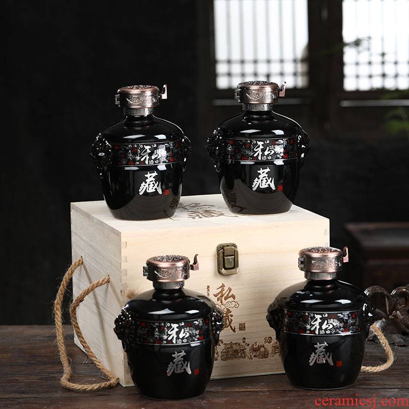 Jingdezhen ceramic jar retro bottle is empty wine bottles of household hip wooden custom 1 catty 5 jins of 10 jins
