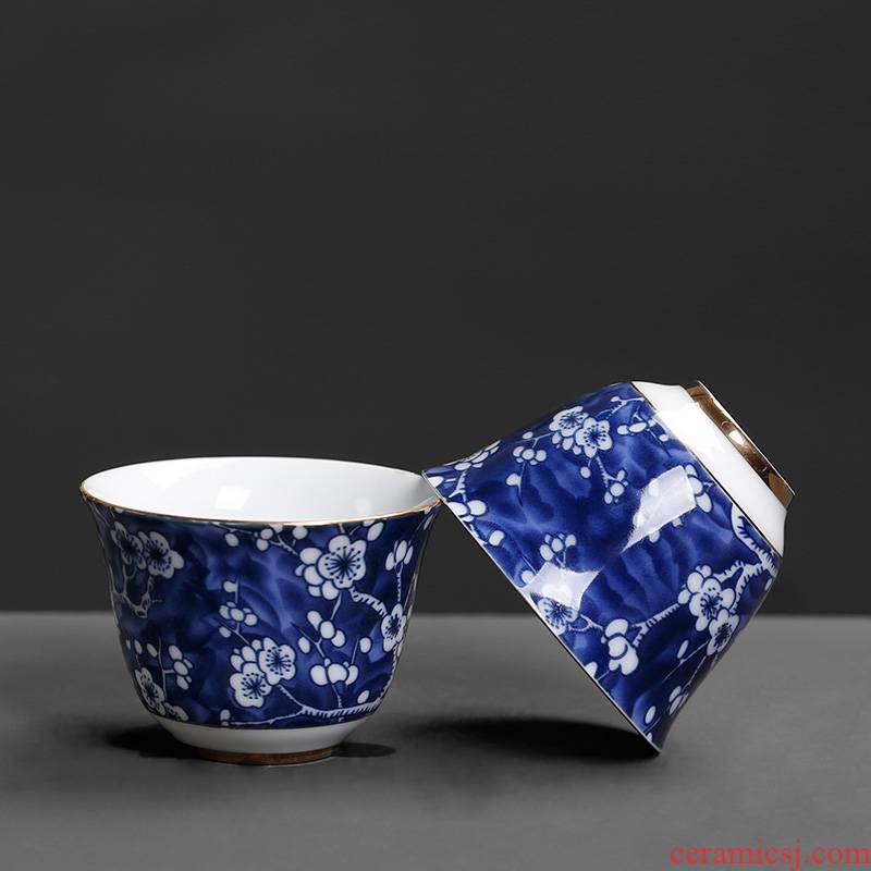 Ice name plum cup small single Chinese wind restoring ancient ways move household kung fu tea set ceramic tea cup single master