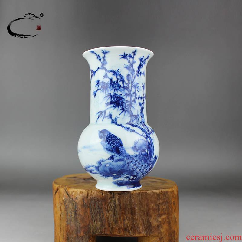 And auspicious old jingdezhen blue And white flower vase hand - made ceramic household crafts jewelry flowers in hand