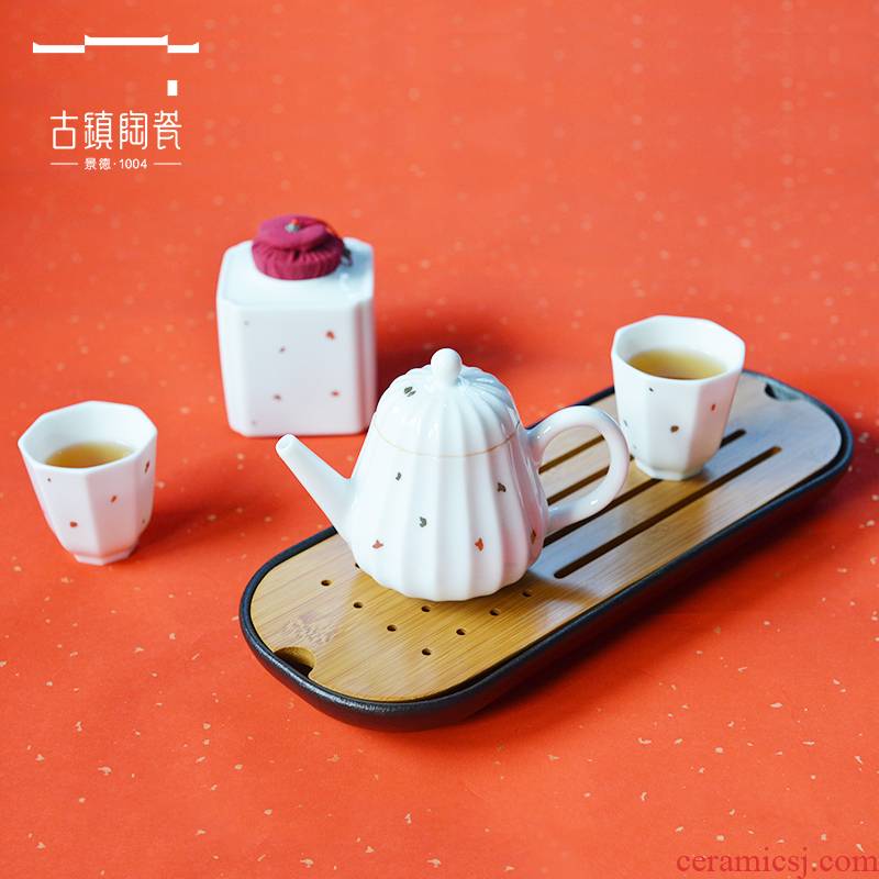 Ancient pottery and porcelain of jingdezhen kung fu tea sets ceramic cups, teapot tea tray was home tea tea set