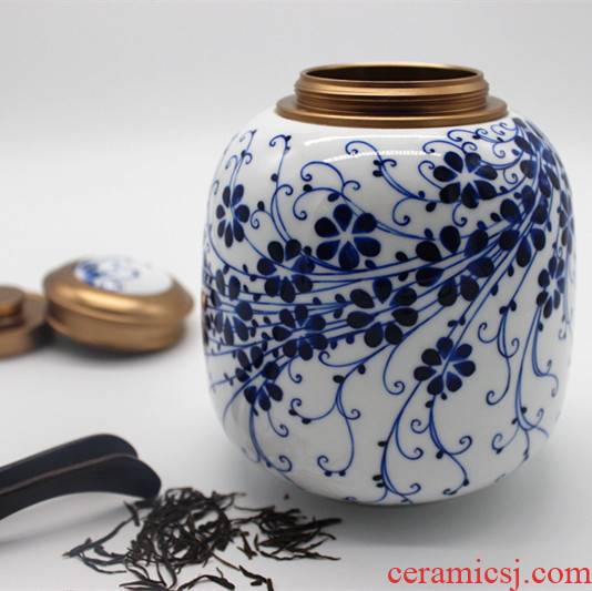 Jingdezhen blue and white ceramic seal caddy fixings large storage tanks hand - made manual household receive a large capacity of tea