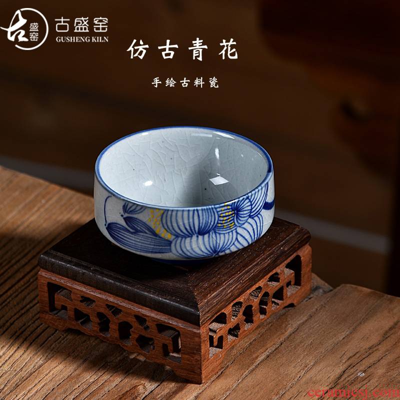 The ancient antique hand - made porcelain cup manually kung fu sheng up teacup ancient lotus masters cup of jingdezhen ceramic sample tea cup