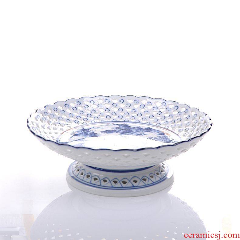 Blue and white porcelain is hollow - out the fruit bowl creative household adornment ornament sitting room place bowls
