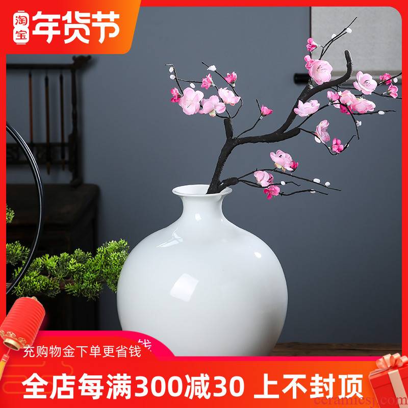 Jingdezhen ceramic I and contracted white vase flower arranging home sitting room adornment handicraft furnishing articles ou