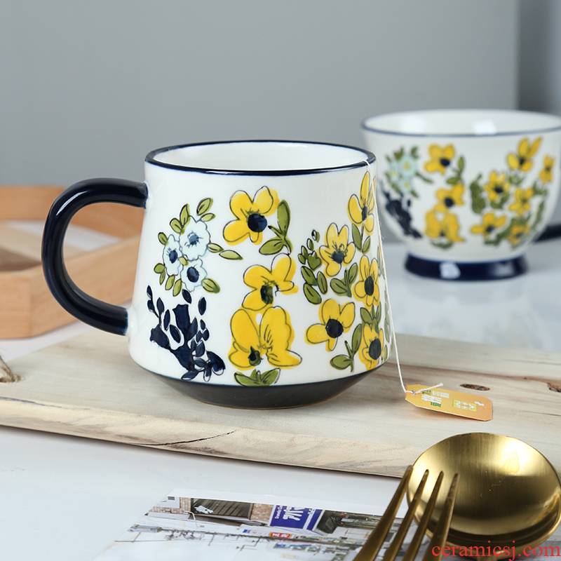 Creative hand - made flowers mark cup with handles ceramic cup home coffee cup oats cup breakfast cup northern Europe