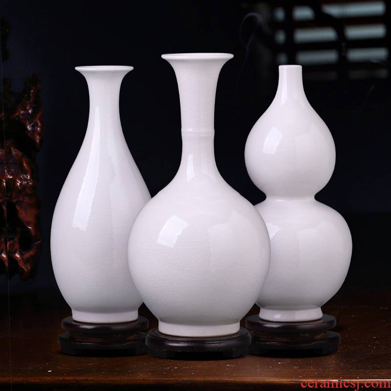 Jingdezhen ceramics furnishing articles sitting room of I and contracted white vase flower arrangement home wine rich ancient frame adornment