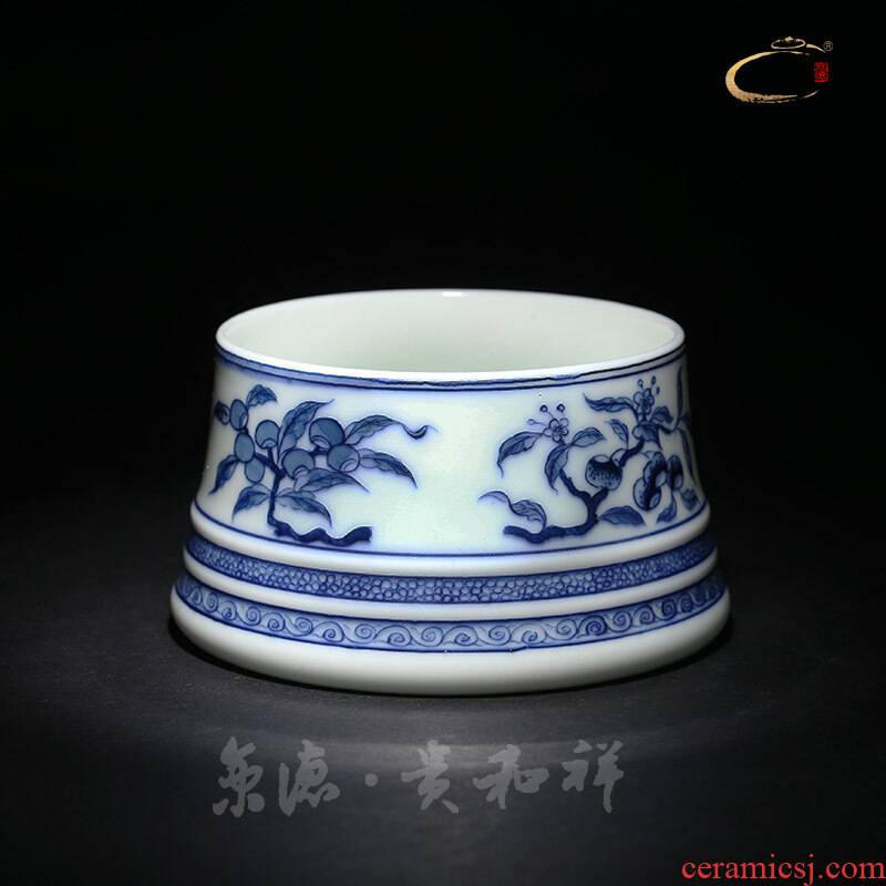 Jingdezhen and auspicious checking blue and white four fruit cup kung fu masters cup cup single CPU hand - made sample tea cup