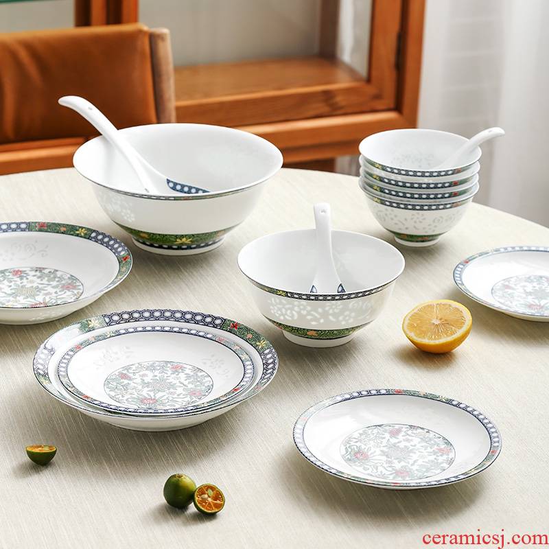 The dishes suit in The The qing dynasty royal with 28 head on colored enamel porcelain glaze and exquisite tableware suit light bright spring